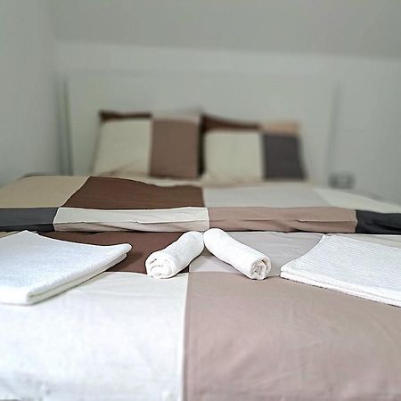 Mini Duplex Apartman Dusanovac Eksteriør billede
